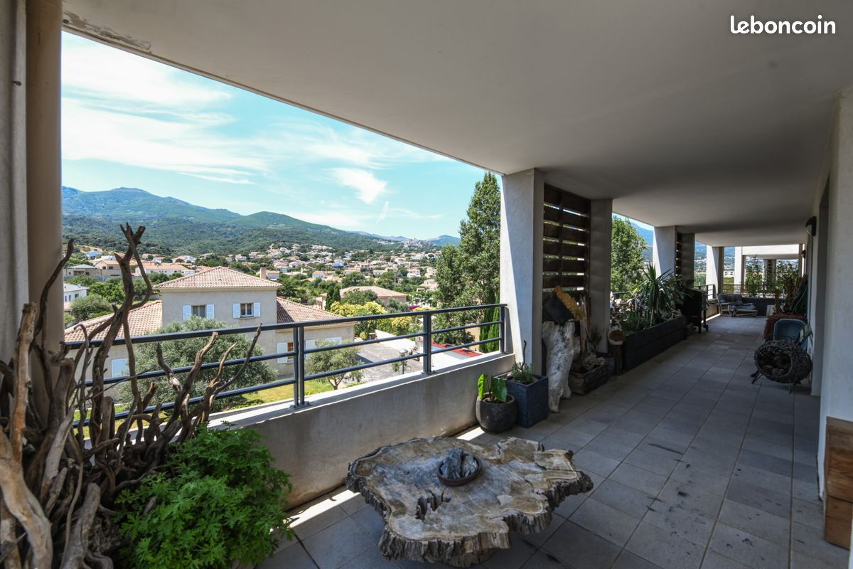 Appartement 4 pièces 79 m² · à Furiani · 79 m² · 305 000 €