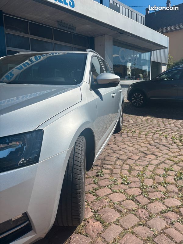 Skoda Octavia III phase 2 1.6L TDI 115 de 2018 BUDGET: 12 500 TTC (image 3)