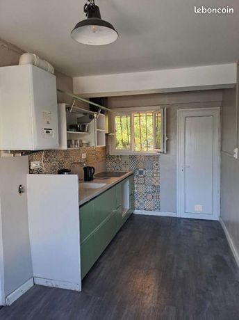 Chambre 1 pièce 90 m²