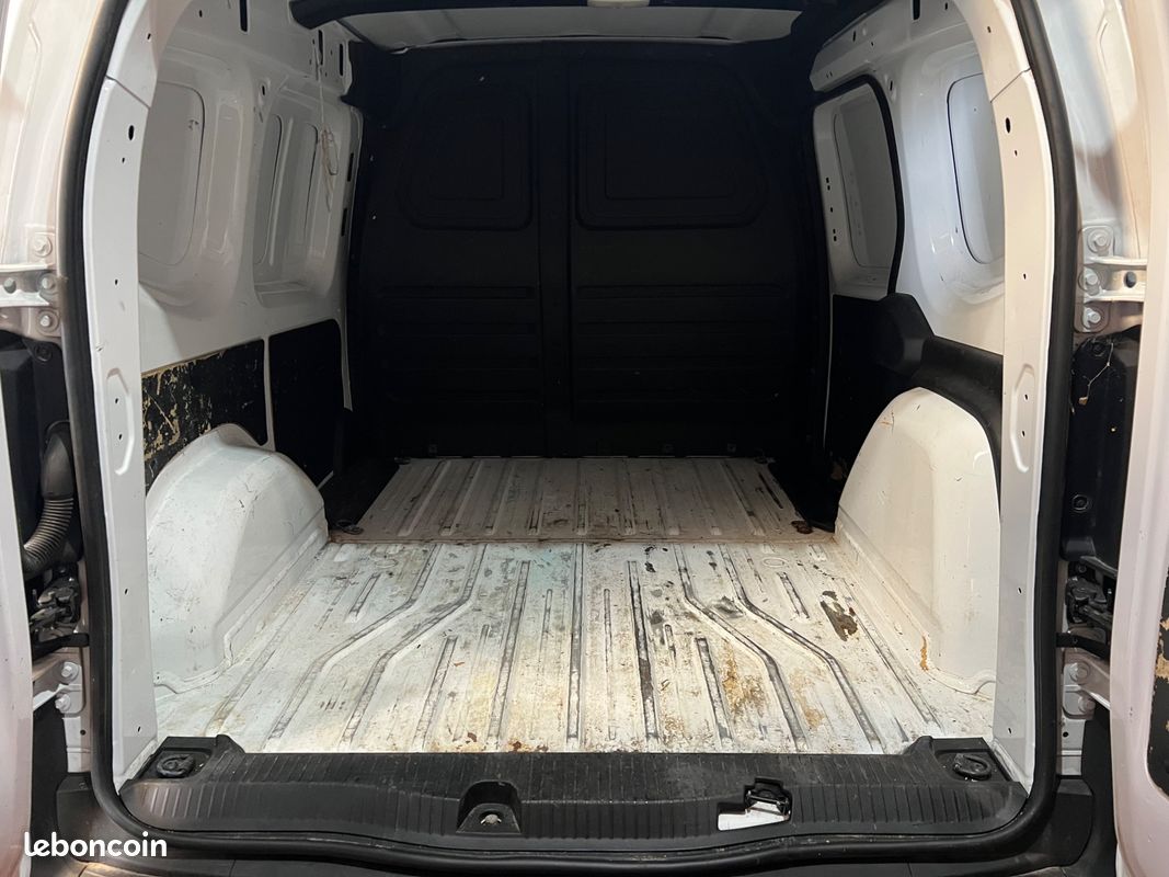 Renault kangoo tva récupérable +fourgon 1.5 bluedci 95 l1 grand-confort edc bva (image 28)