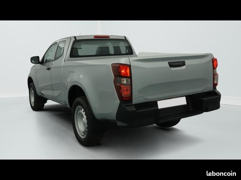 Isuzu D-Max 2.2 Ddi 164ch B-Strong Space M/T - DISPO BLANC / GRIS C / GRIS F / ORANGE (image 4)