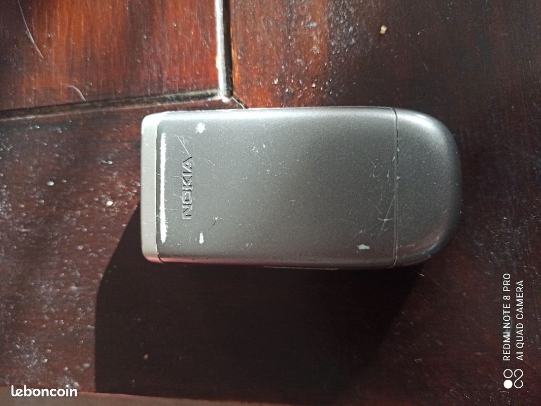 Téléphone à clapet (image 3)