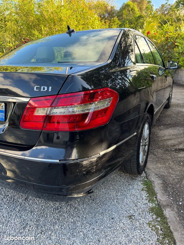 Mercedes E200 CDI (image 3)