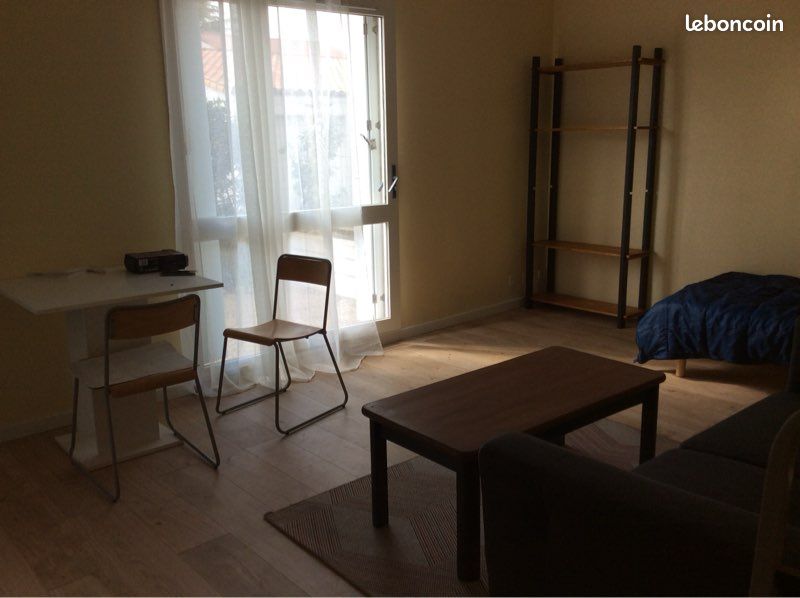 Appartement 1 pièce 30 m² · à Niort · 30 m² · 480 €