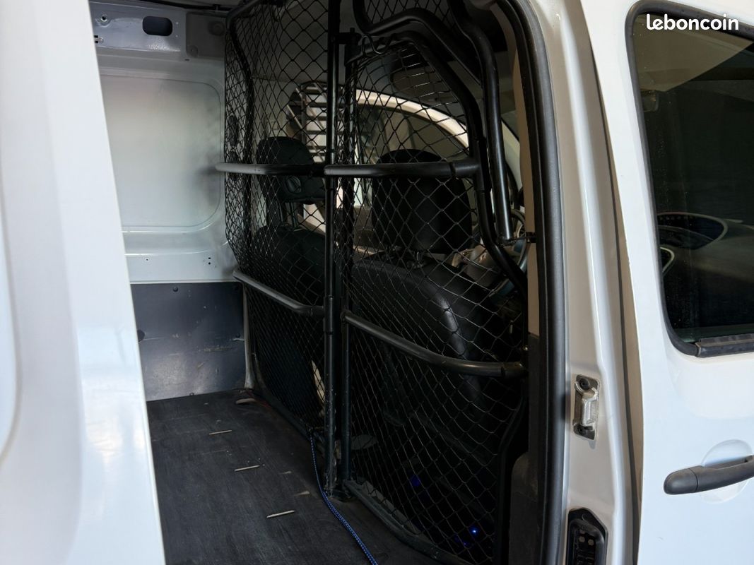 RENAULT KANGOO dCi 90 Energy Zen (image 24)