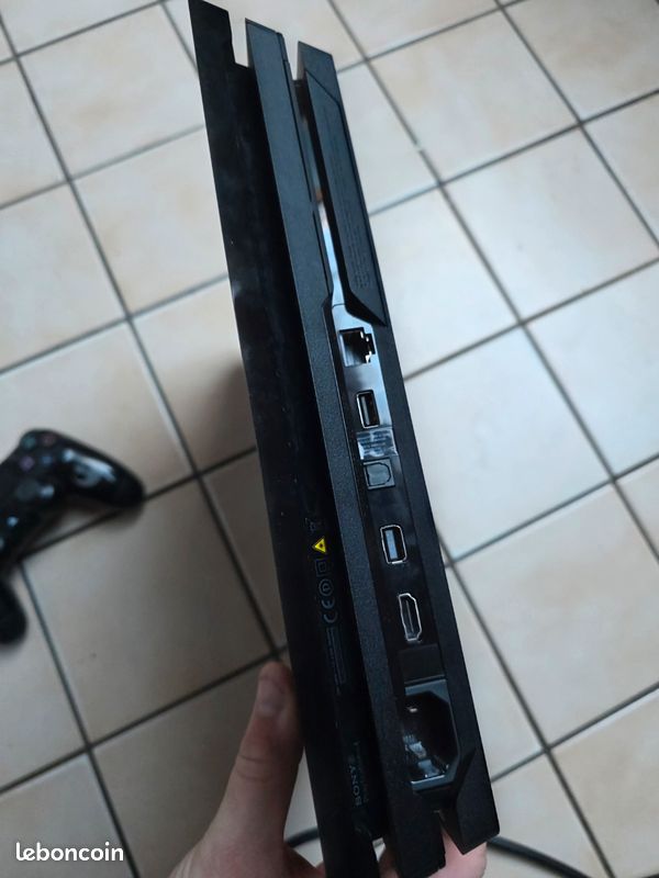 Ps4 pro (image 8)