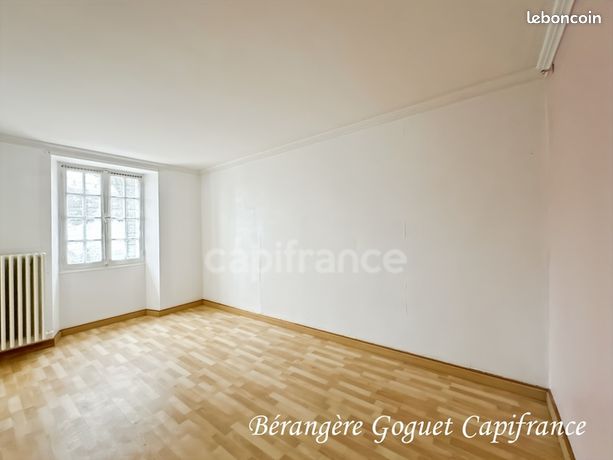 https://img.leboncoin.fr/api/v1/lbcpb1/images/f8/48/22/f848221bf38aff2ed2e07b53dd46c7faa5f42a5e.jpg?rule=ad-image