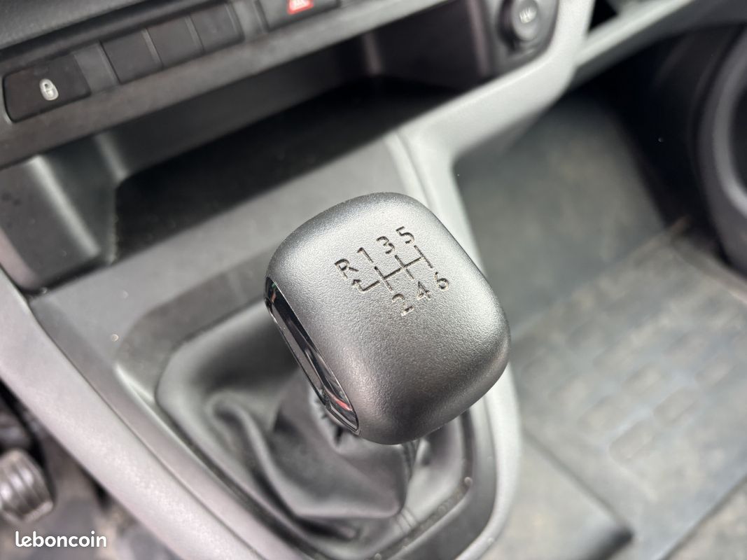 Citroën Jumpy (3) Taille XL BlueHDi 120CH BVM6 Confort (image 14)
