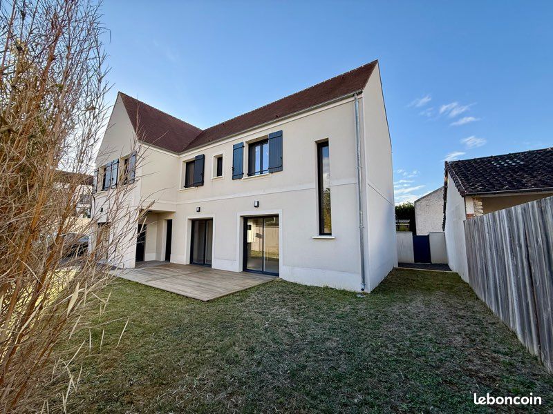 Maison 6 pièces 156 m² · à Thoiry · 156 m² · 490 000 €