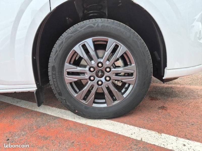 Ford Tourneo Custom 340 L1H1 Electrique 218ch 71kWh Titanium (image 16)