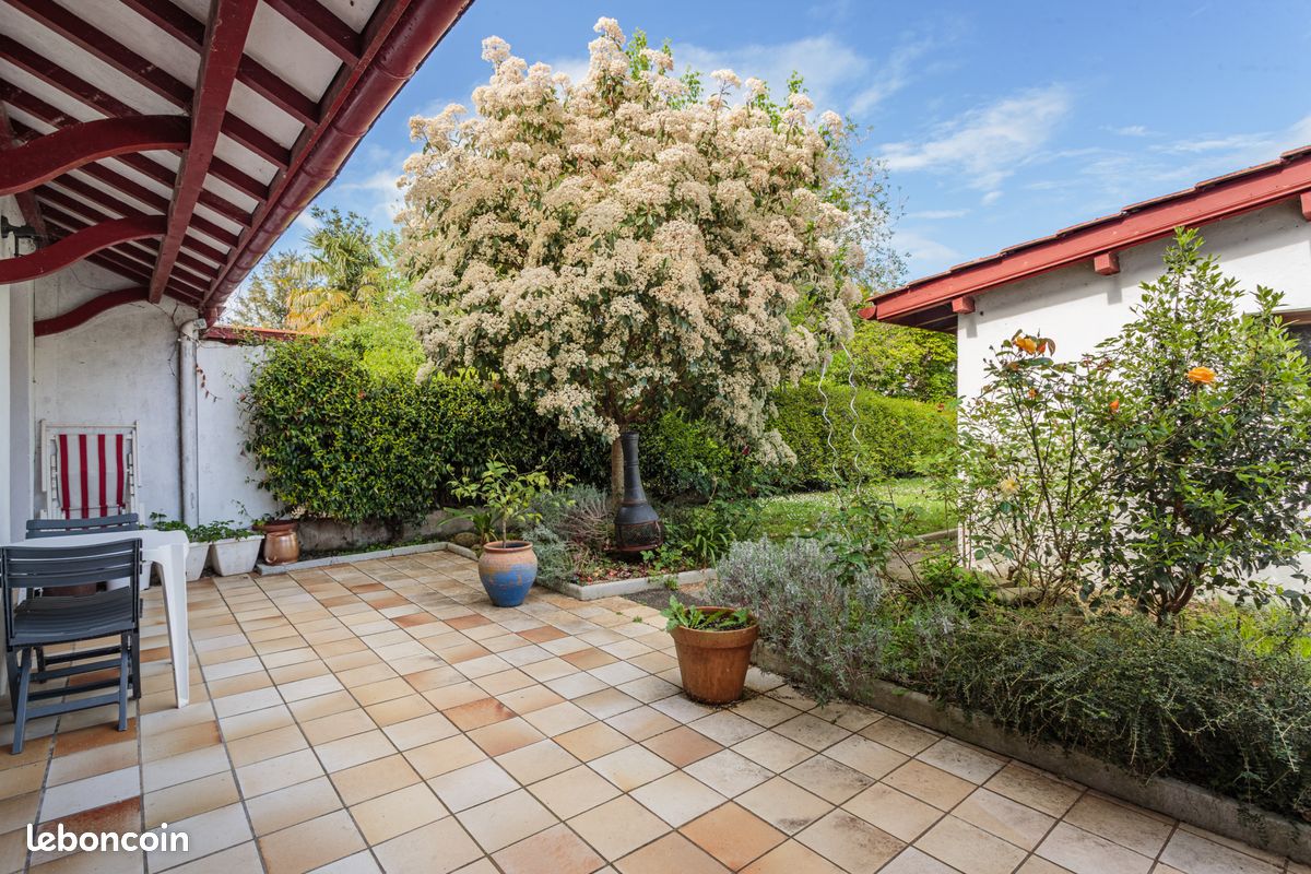 Maison 4 pièces 81 m² · à Cambo-les-Bains · 81 m² · 370 000 €
