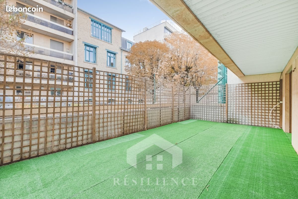 Appartement 5 pièces 140 m² · à Paris · 140 m² · 1 637 600 €