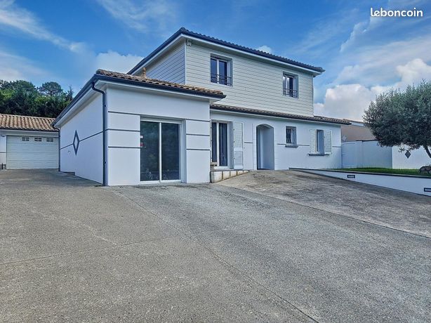 Propriété 8 pièces 175 m²