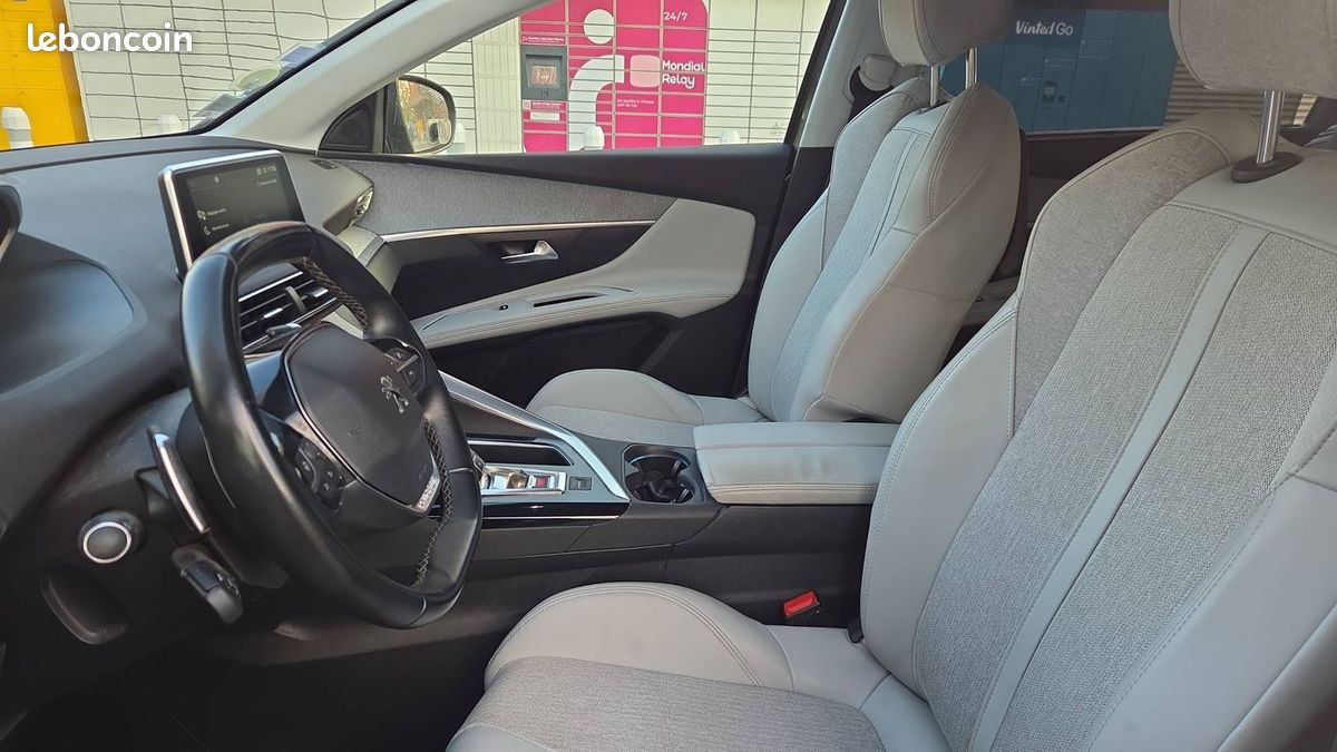 Peugeot 5008 II 1.5 BlueHDi 130 EAT8 Allure Business (image 26)