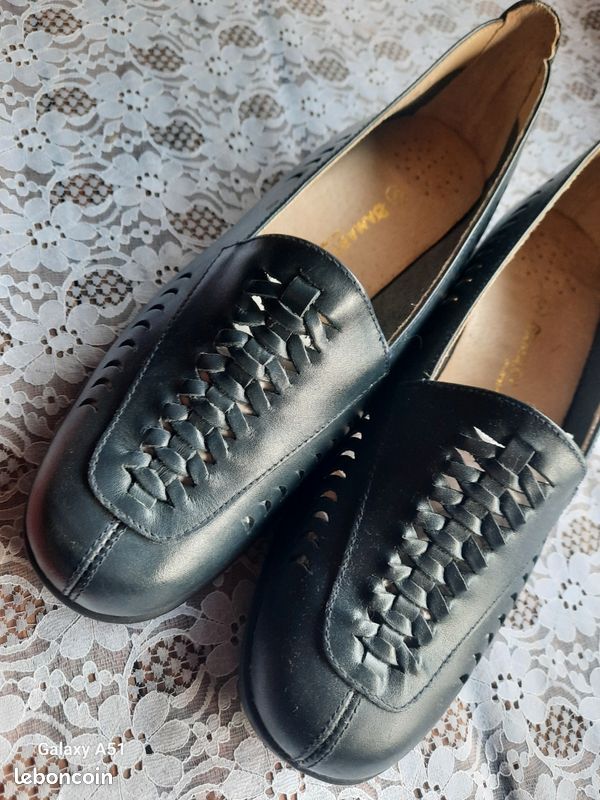 Chaussure Damart bleu marine Pointure 41 neuve (image 3)