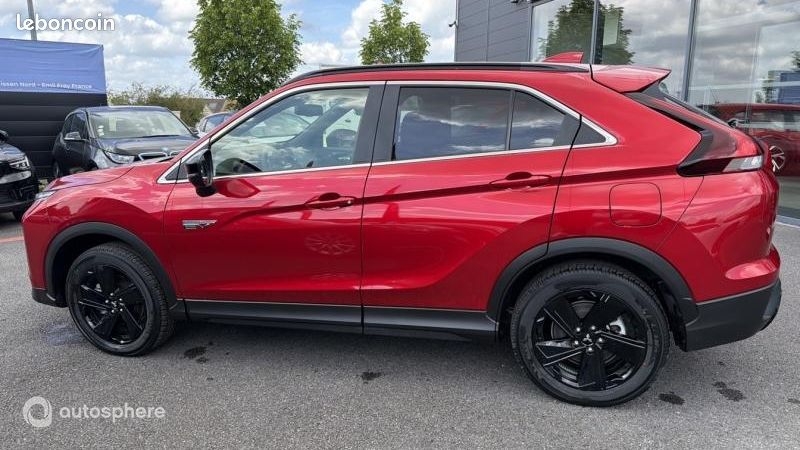 Mitsubishi Eclipse Cross 2.4 MIVEC PHEV 188ch Black Collection 4WD 2023 (image 4)