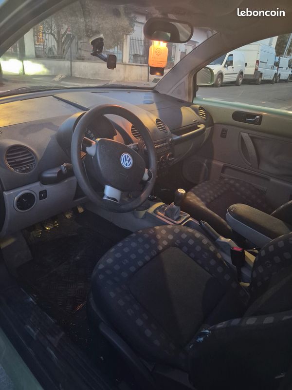 VOLKSWAGEN Coccinelle new Beetle (image 2)