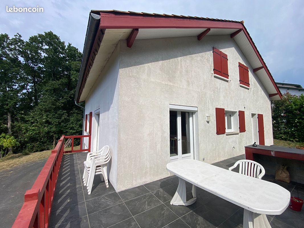 Maison 6 pièces 153 m² · à La Bastide-Clairence · 153 m² · 424 000 €