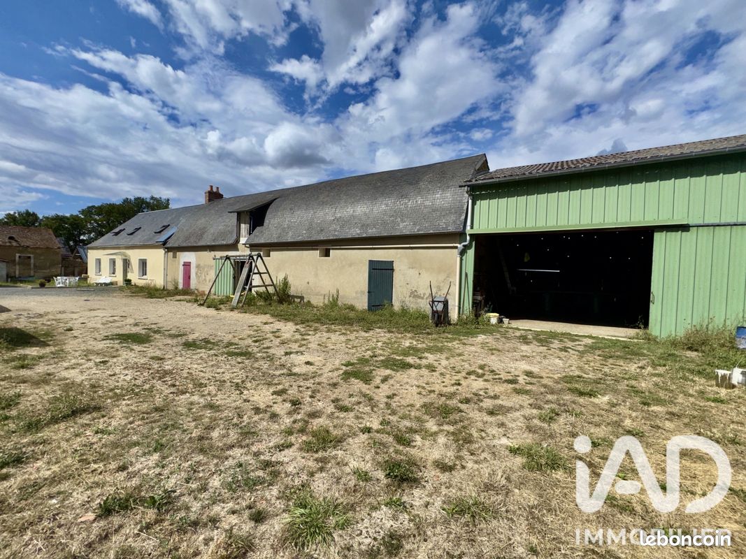 Maison 5 pièces 167 m² · à Malicorne-sur-Sarthe · 167 m² · 239 500 €