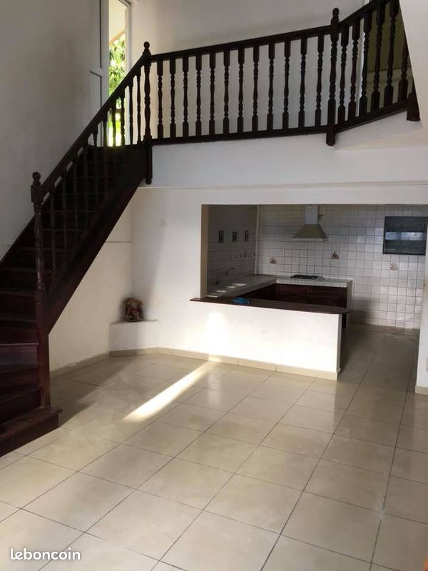 Maison 4 pièces 100 m² · à Saint-Denis · 100 m² · 1 080 €/mois