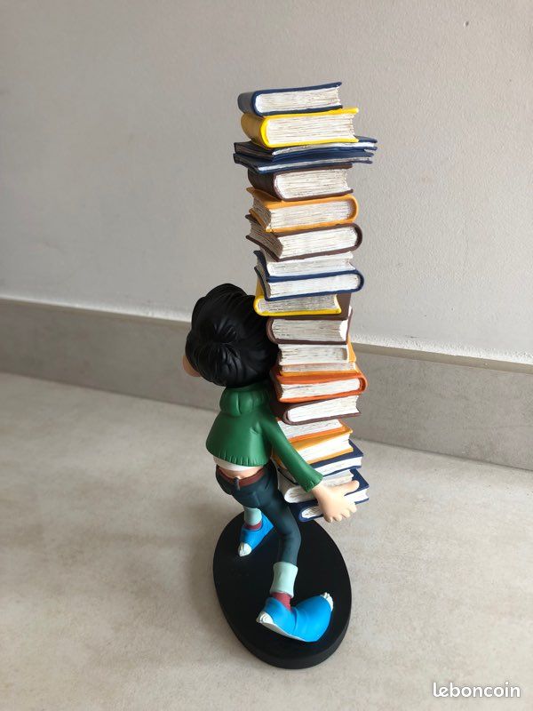 GASTON LAGAFFE - Pile de Livres - Figurine Résine Collector 29cm - Collection