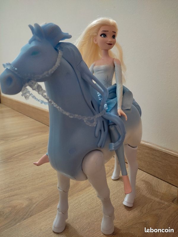 Poupée Elsa et Nokk interactif - La Reine des Neiges 2 (image 3)
