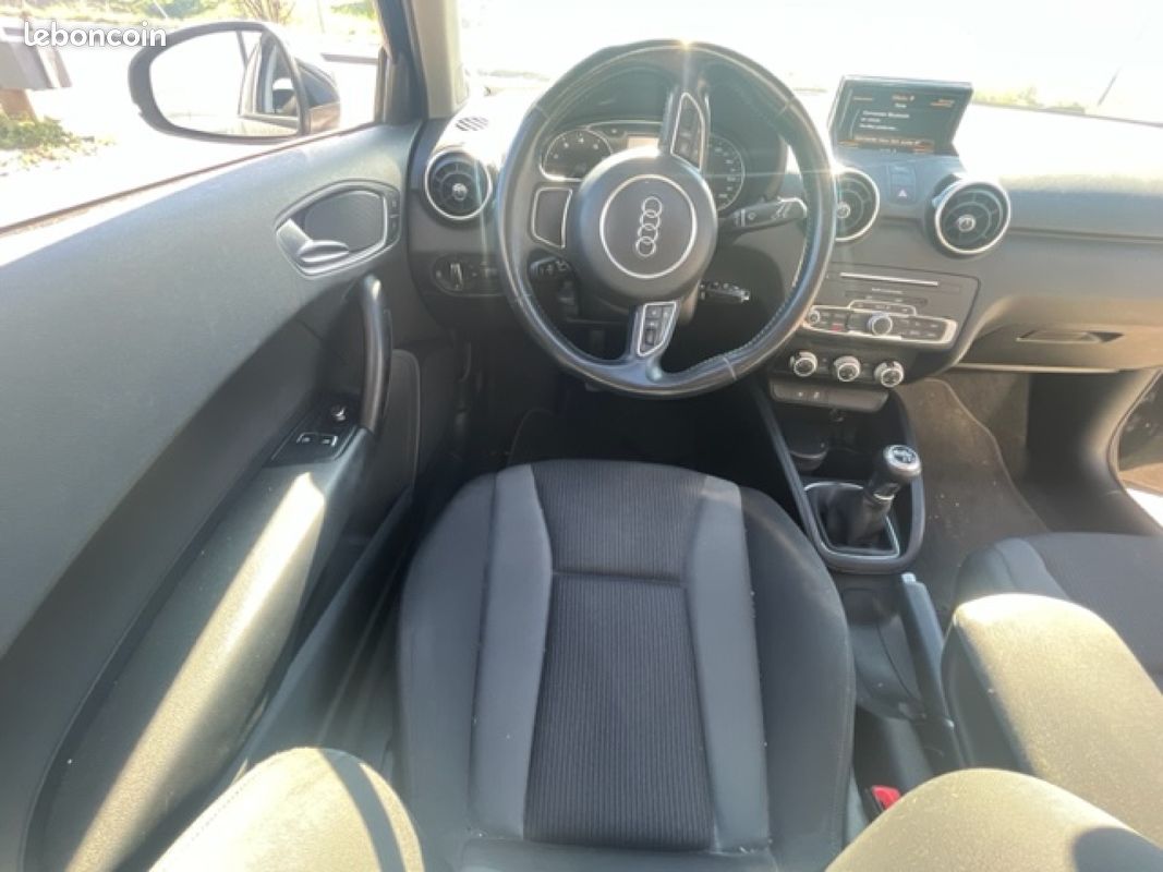 AUDI A1 A1 1.0 TFSI 95 ultra Metropolitan (image 20)