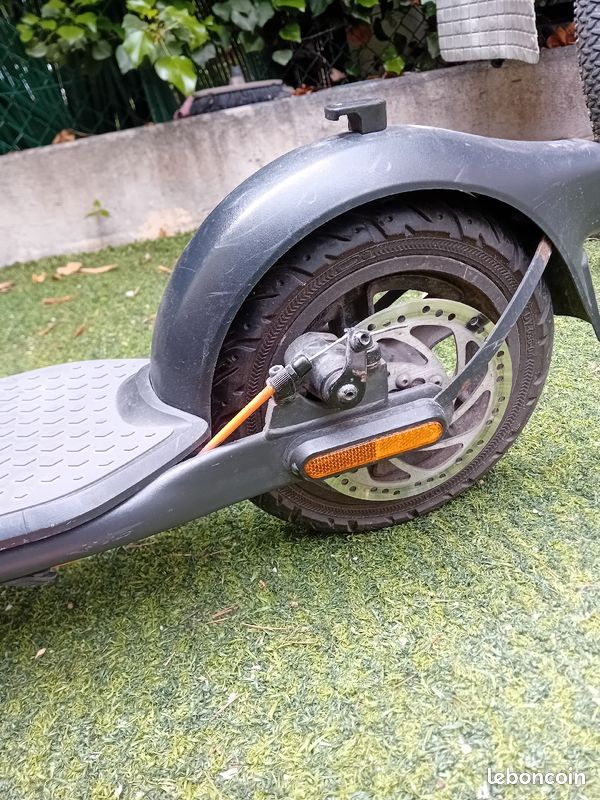 Trotinette electrique ninebot (image 2)