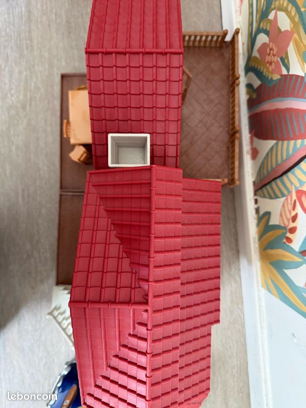 Maison sylvanian avec voiture et accessoires (image 10)