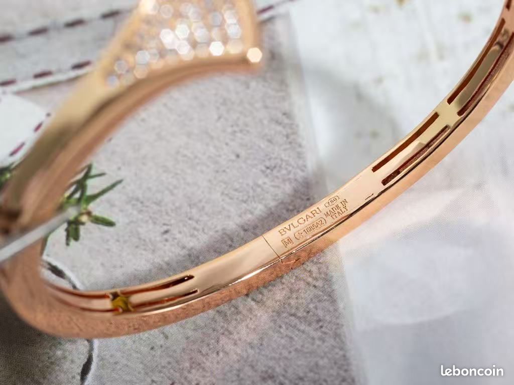 Bracelet style luxe, or rose avec éventails nacre et pierres (image 4)
