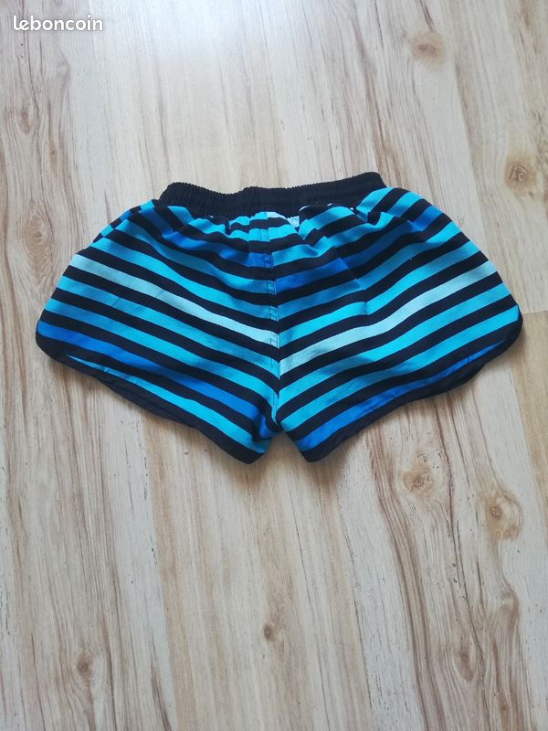 Short sans marque bleu 12 - 14 ans (image 2)