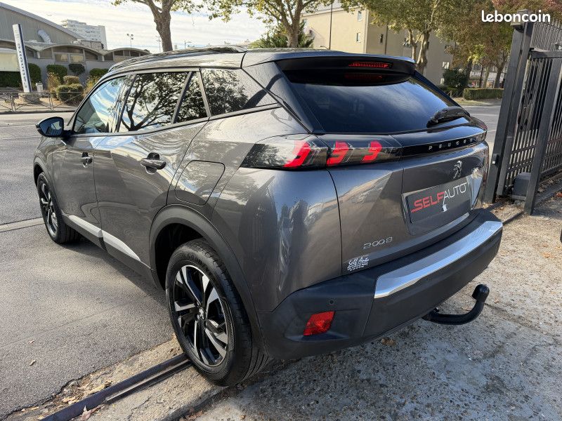 Peugeot 2008 1.5 BLUEHDI 130CH S&S ALLURE EAT8 (image 13)