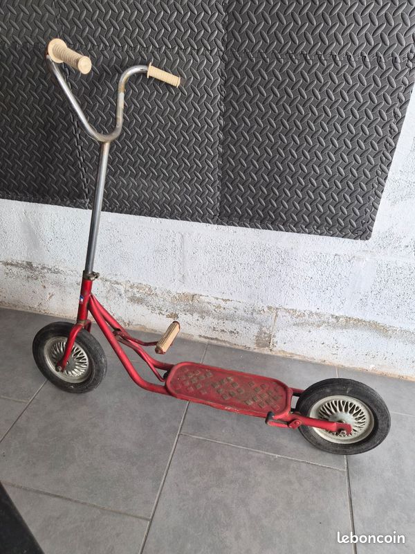 Trottinette Ancienne pas cher - Meilleures ofes sur le neuf et l'occasion Trottinette Ancienne pas cher - Meilleures ofes sur le neuf et l'occasion