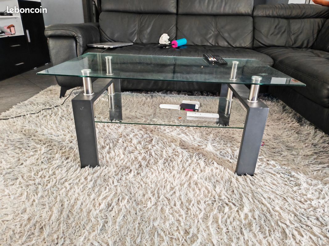 Table (image 1)