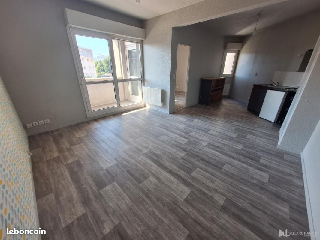 Appartement 2 pièces 44 m² · à Clermont-Ferrand · 44 m² · 560 €