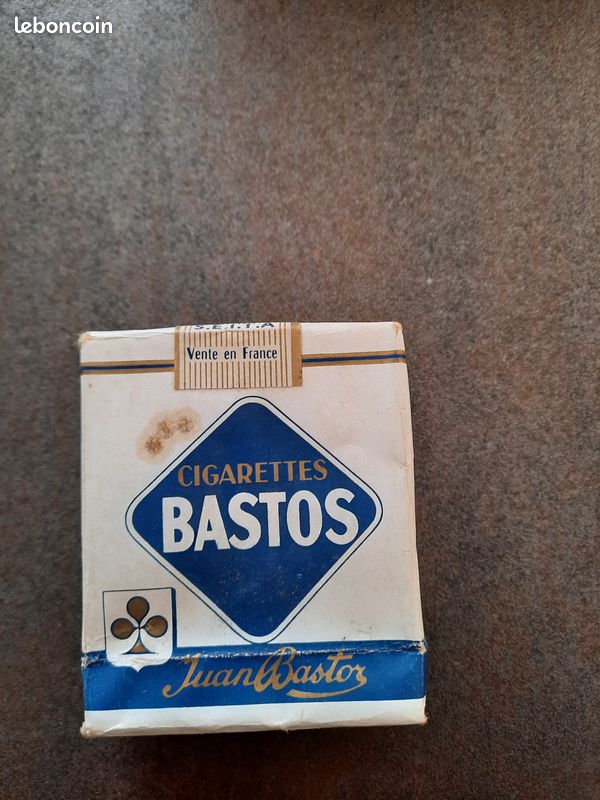 bastos cigarettes Paquet de cigarettes vide Bastos