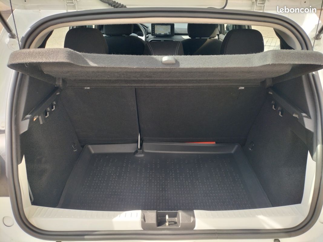 Dacia sandero 1.0 tce 90 confort (image 13)