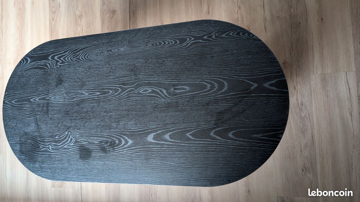 Table basse en bois noir (image 3)