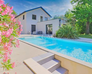 Maison 860 000 € - 192 m²