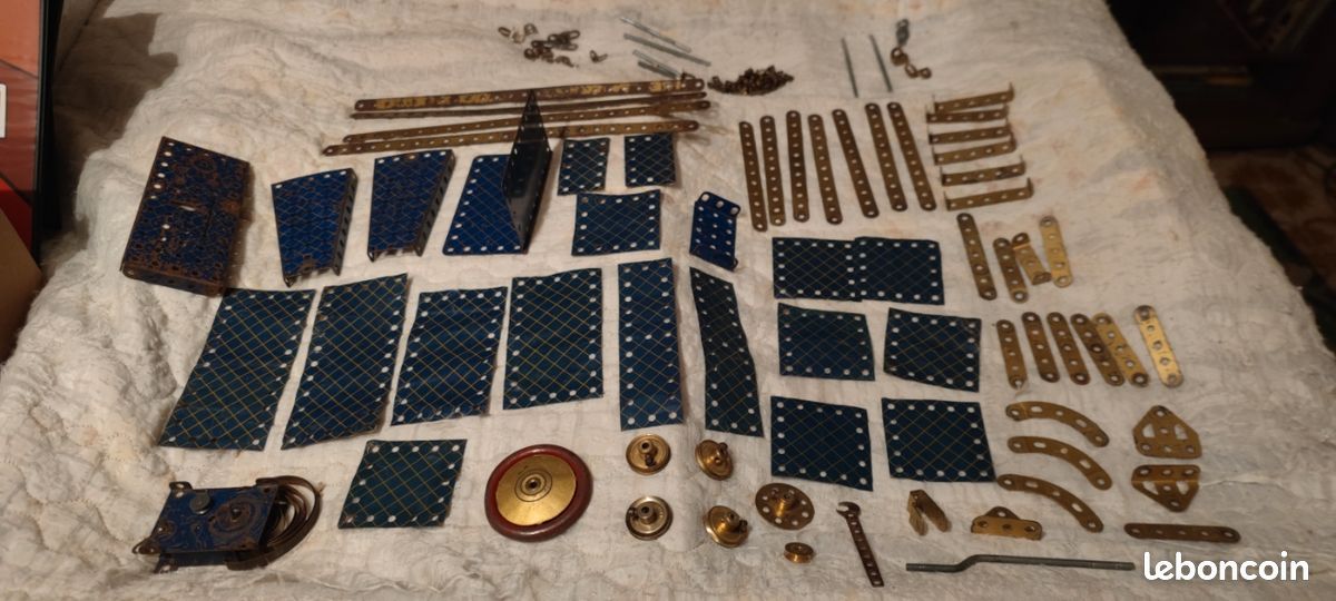 Lot De Pièces Meccano Ancien Avec Grand Roulement - Occasion En Bon état