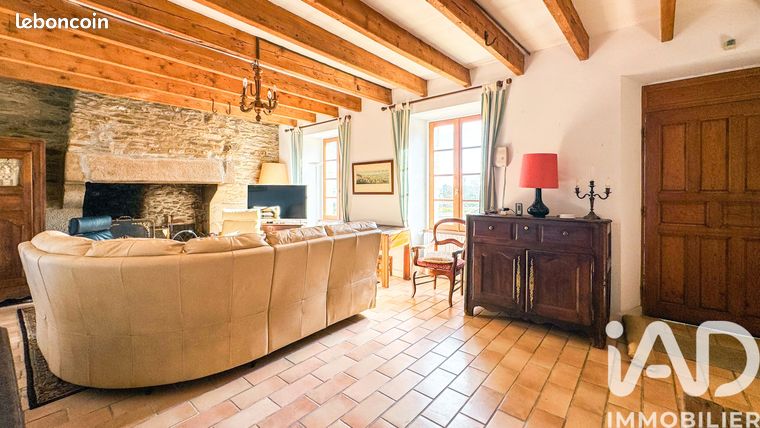 Maison 12 pièces 278 m²