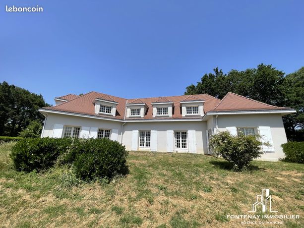 Propriété 10 pièces 319 m²