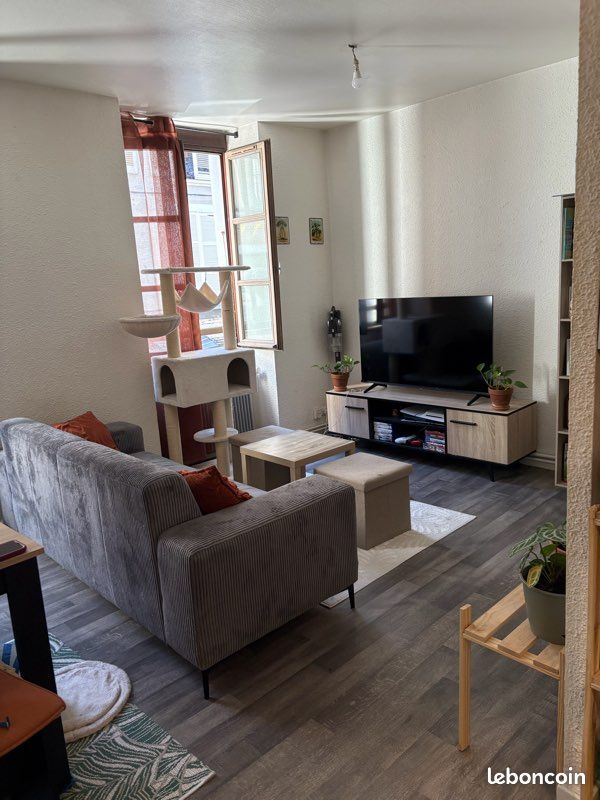 Appartement 3 pièces 53 m² · à Voiron · 53 m² · 590 €/mois