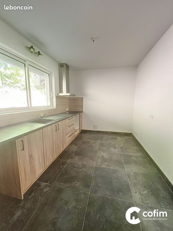 Maison 5 pièces 142 m² - Anos 64160 (image principale 5)