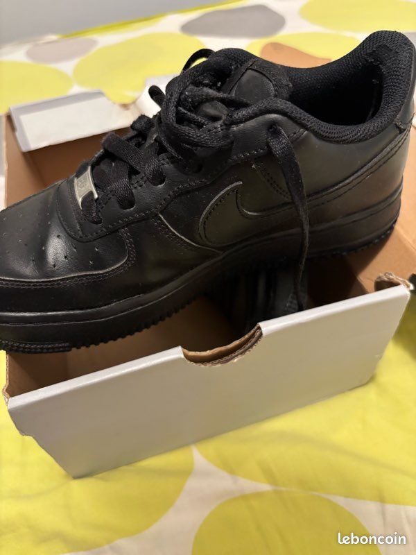 Air force 1 (image 4)