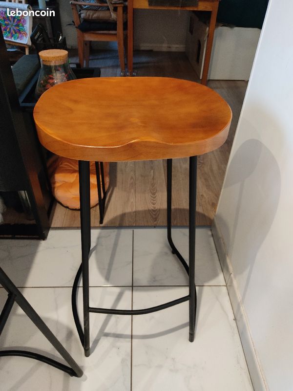 Chaise de bar (image 1)