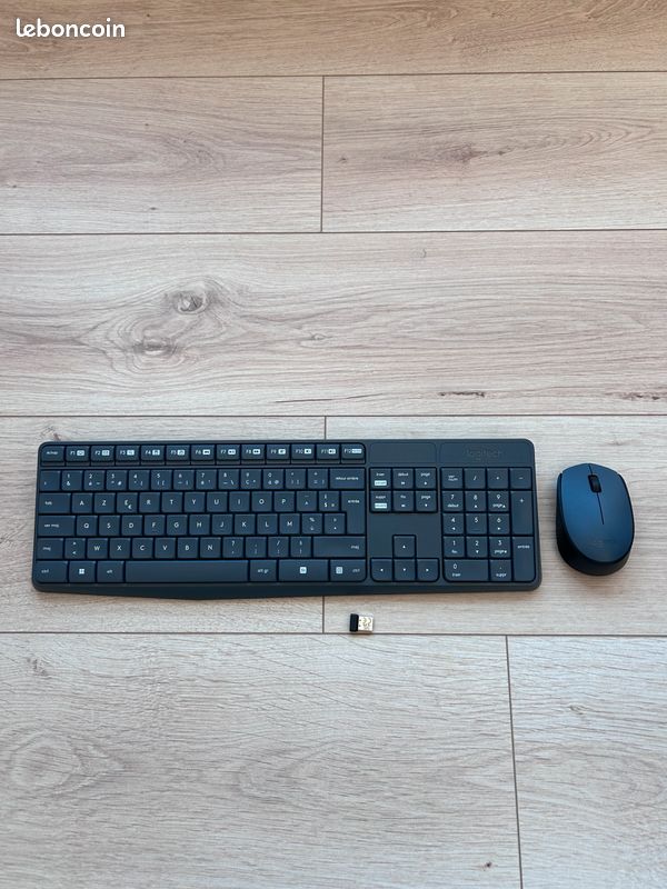 Ensemble clavier / souris sans fil MK235