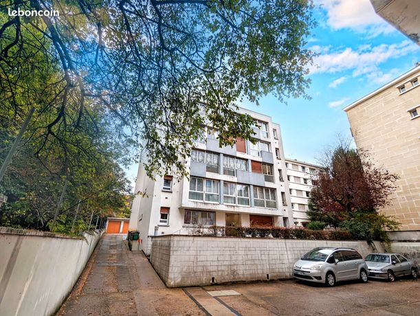 Beau 2P Sceaux parking balcon