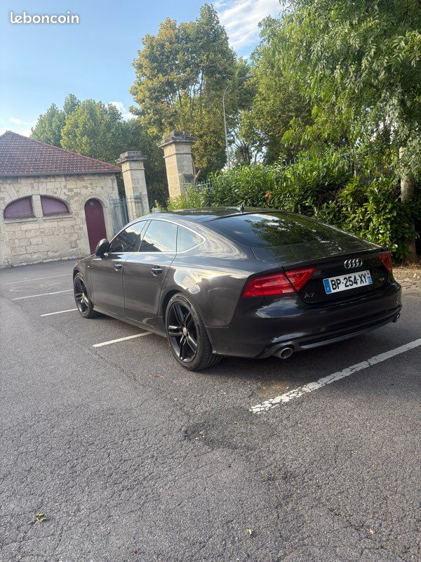 Audi A7 (image 2)