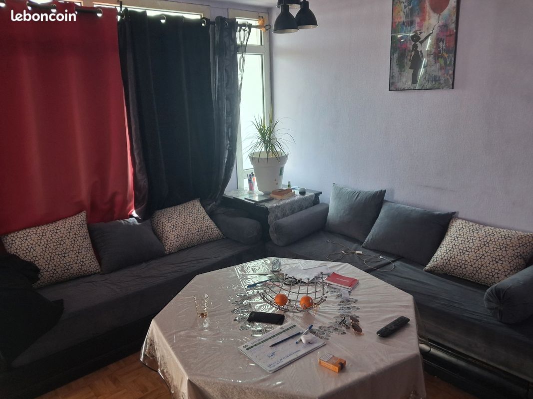 Partagé un studio (image 1)